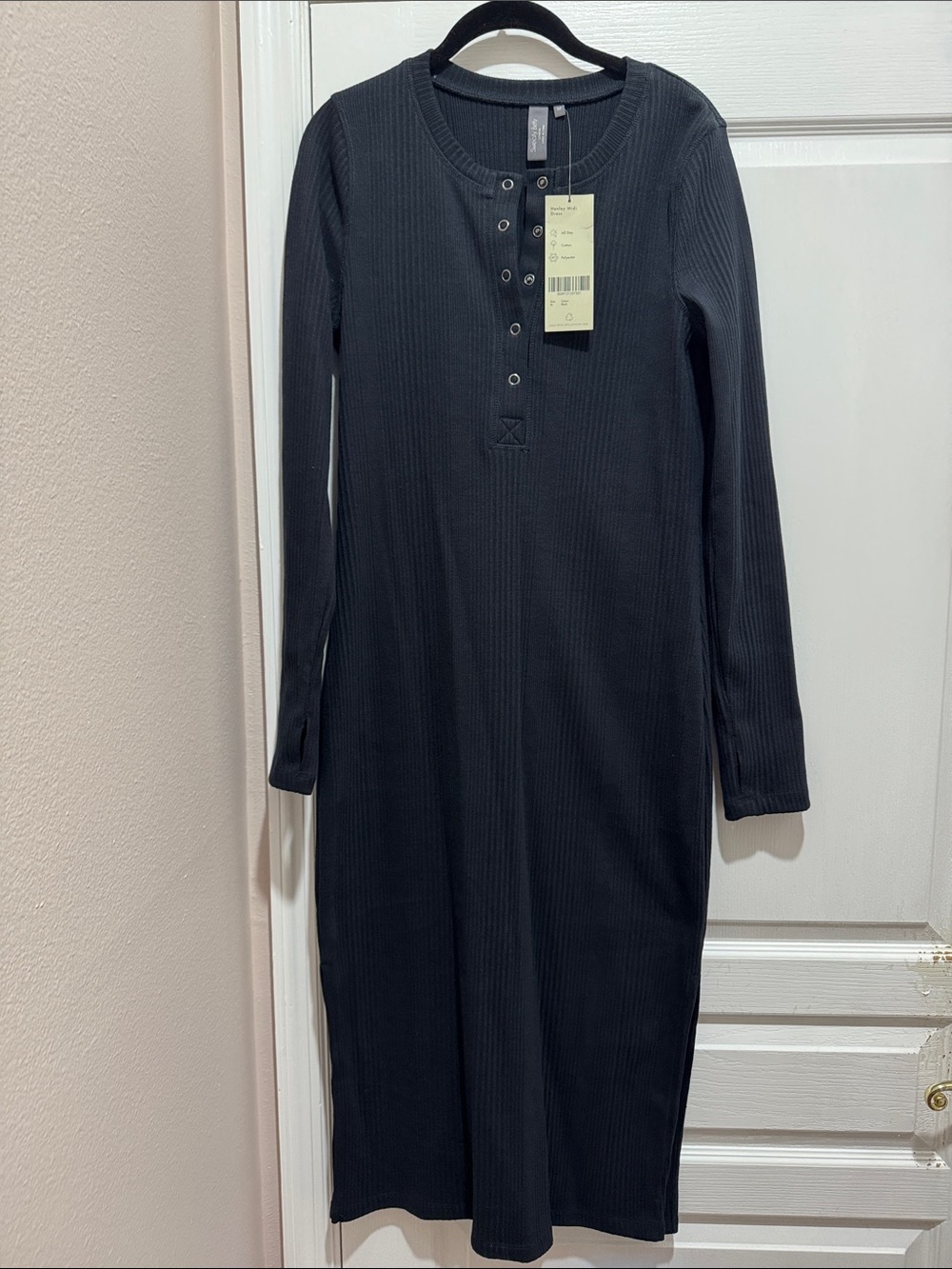 Sweaty Betty Black Long-Sleeve Ribbed Henley Midi Dress